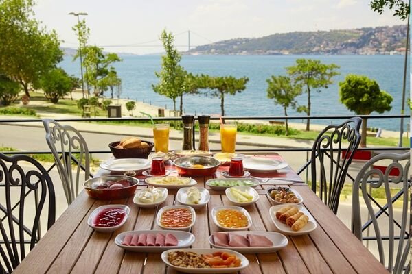 Boğaz'da Kahvaltı: En İyi 16 Mekan - Nefis Yemek Tarifleri
