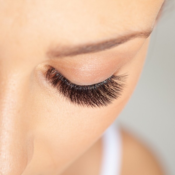KADIKÖY  Ays Beauty'de Kirpik Lifting Uygulaması 3