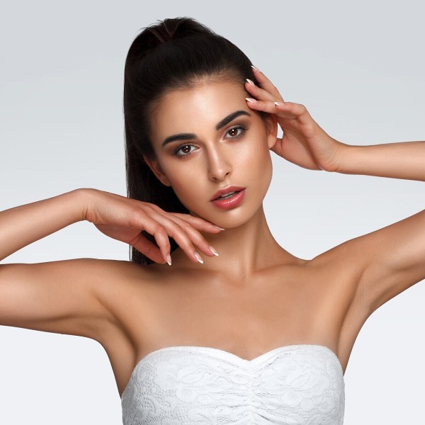 Bahçelievler Hatice Deniz Güzellik Ve Bakım Merkezi'nde 4 Mevsim Uygulanabilir Kadın ve Erkekler İçin Diode Buz Başlıklı, 3 Dalga Boyu İstenmeyen Tüy Uygulaması 2