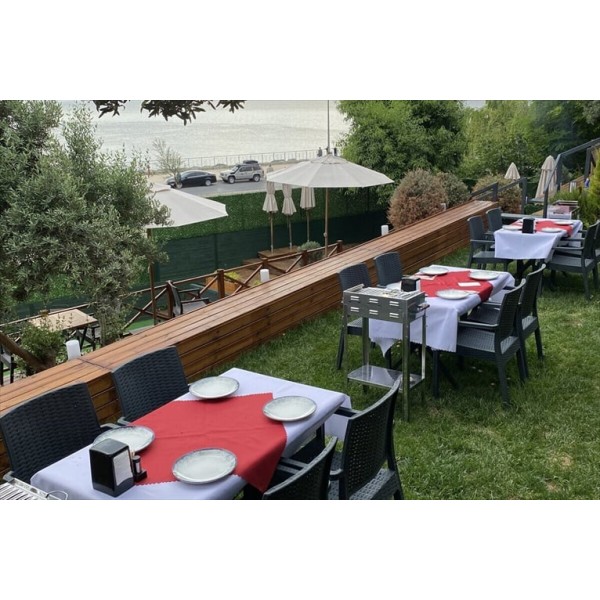 BEYLİKDÜZÜ  Pera Teras'ta Deniz Manzaralı Enfes Balık Menüsü Kişi Başı