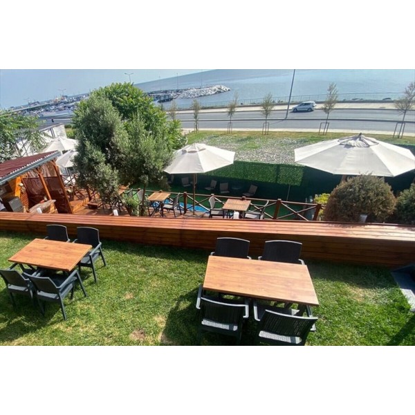 BEYLİKDÜZÜ  Pera Teras'ta Deniz Manzarası Eşliğinde Serpme Kahvaltı Keyfi KİŞİ BAŞI 4