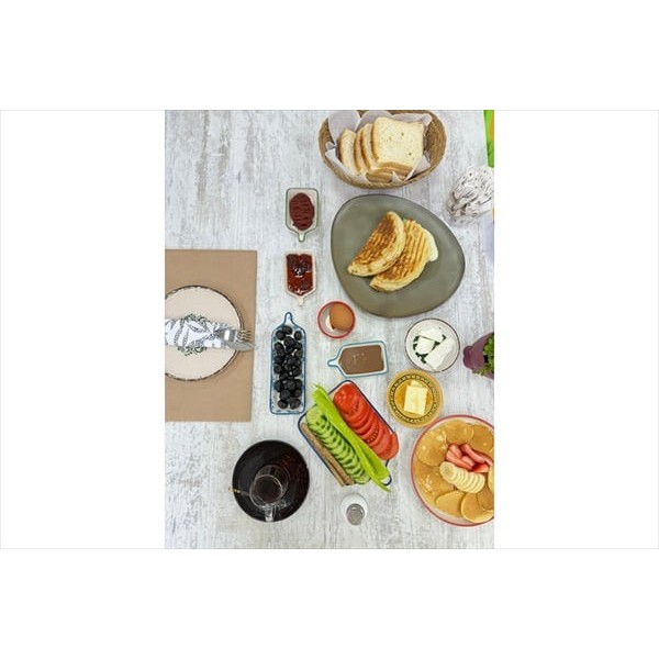 Beylikdüzü Sudems Kids Cafe'de 2 Yetişkin Ve 1 Çocuk İçin Serpme Kahvaltı ve 1 Saat Çocuk Oyun Alanı