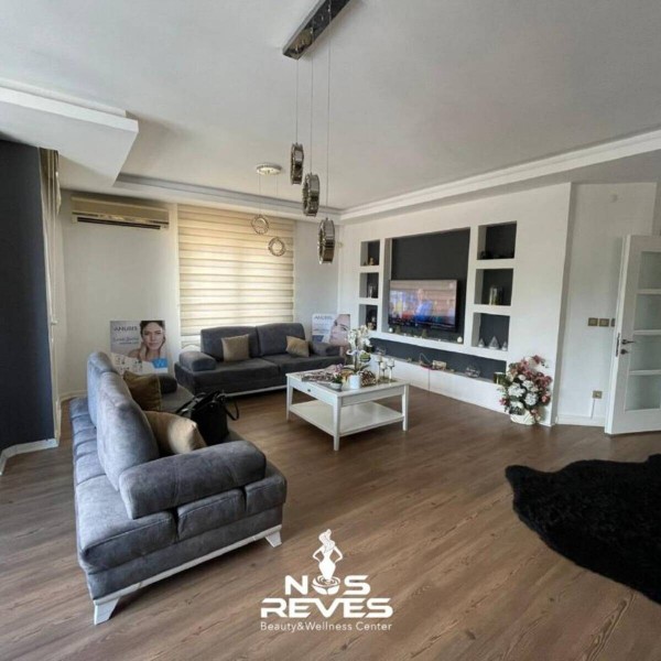 Florya Nosreves Beauty & Wellness'ta Mankür, Pedikür ve Ayak Masajı 4