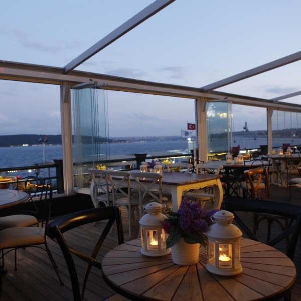 Göze Sarıyer'de Boğaz Manzarası Eşliğinde Tek Kişilik Akşam Yemeği 5