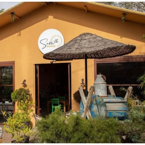 Saklıbahçe botanik kahvaltı evinden mutluluğun en lezzetli halı serpme kahvaltı menüsü 4