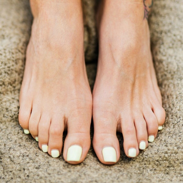 Yeliz Meriç Kuaför ve Güzellik – Mecidiyeköy’de Manikür, Pedikür ve Kalıcı Oje Fırsatı! 3