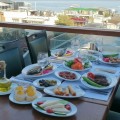 By Kinyas Restaurant'ta Deniz Manzaralı 2 Adet Yerli İçecek Eşliğinde Fix Menü 3
